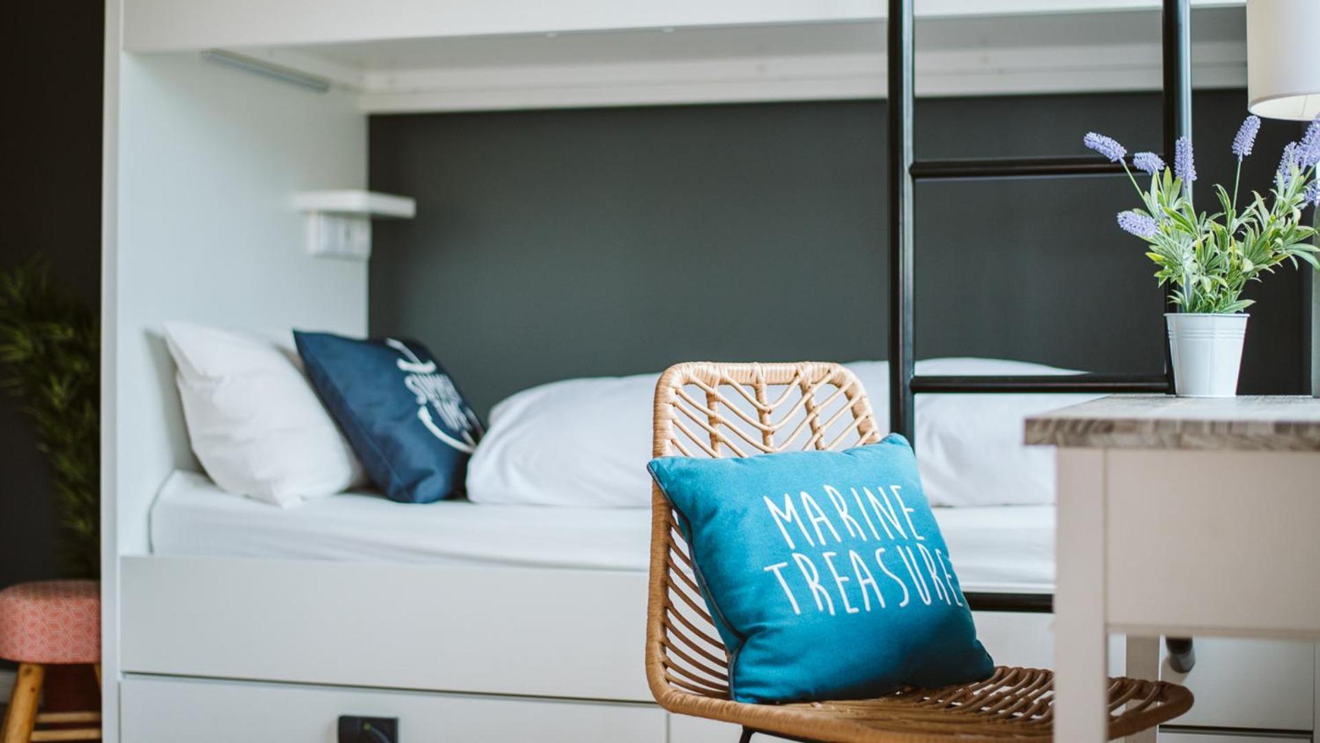 The Salty Pelican Beach Retreat Estoril Phòng bức ảnh